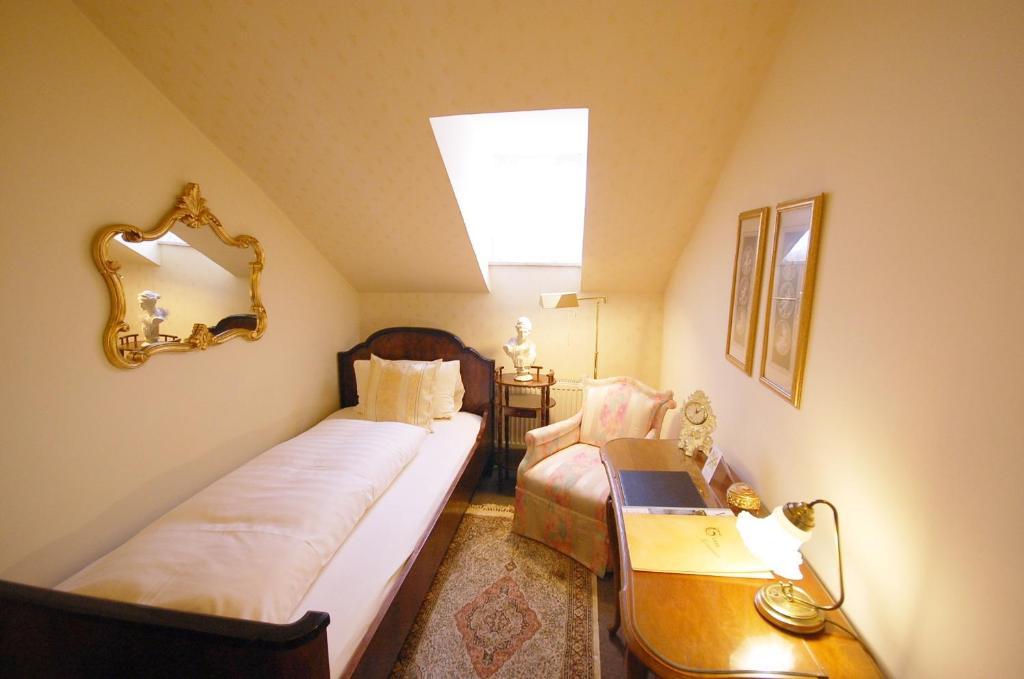 Das Kleine Hotel In Ruhiger Stadtlage Wiesbaden Eksteriør billede